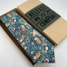 This Neckties item by BelfastBowCompany has 1925 favorites from Etsy shoppers. Ships from United Kingdom. Listed on Jan 1, 2024 Morris Print, Wedding Aesthetics, Green Strawberry, Liberty Of London Fabric, Strawberry Thief, Bird Motif, Green Bird, Free Fabric Swatches, Kraft Gift Boxes