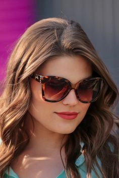 Red Carpet Cat Eye Sunglasses - Jess Lea Boutique Black Tortoise, Eye Frames, Never Look Back, Cat Eye Frames, High Class, New Tops, Sunglass Frames, Aviator Sunglasses, A Cat