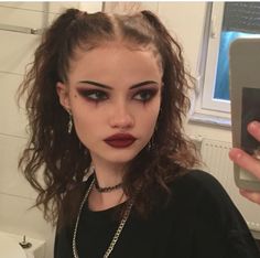 Makeup Emo, Fete Emo, Pelottava Halloween, E Girl Makeup, Halloween Make-up Looks