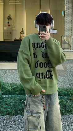 Aesthetic Guy Outfits, Springs Outfit, Japanese Street Fashion Men, Royal Family Fashion, Korean Street Fashion Men, Streetwear Ideas, Trendy Boy Outfits, Nail It, Baggy Clothes