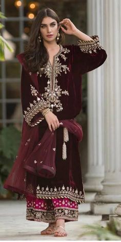 Sharara Suit Designs, Red Kurta, Party Kleidung, Designer Party Wear Dresses