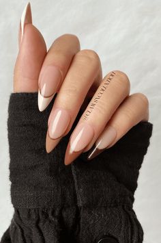 French tips Fall Nails Almond Nails Designs, Dream Nails, Fall Nail, Fire Nails, Pretty Acrylic Nails, Fall Nail Designs, Fancy Nails, Chic Nails, Dope Nails