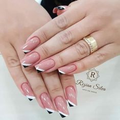 French Manicure Nail Designs, Fiberglass Nails, Nail Tip Designs, Pink Manicure, Elegant Nail Designs, Sparkle Nails