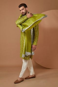 Green kurta with all over mirror, thread embroidery. Paired with a pant and stole with mirror embroidered border. - Aza Fashions Stole For Men, Indian Wedding Clothes For Men, Embroidery Mirror, Sangeet Outfit, Gents Kurta, Kurta Set For Men, Mens Kurta Designs, Wedding Outfit Men, Silk Kurta