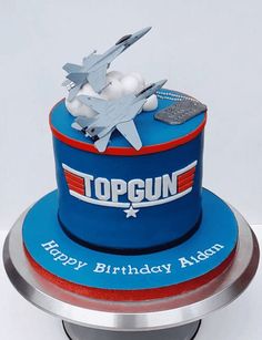 Jet Plane Cake, Aircraft Carrier Cake, Fighter Jet Cake, Jet Cake, Planes Birthday Cake, Airplane Birthday Party Decorations, Airplane Birthday Cakes, Plane Birthday, Planes Birthday Party