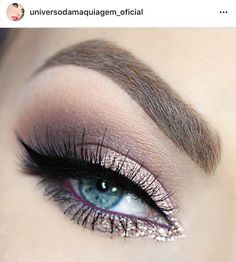 Party Makeup Ideas, Blue Eye Makeup Tutorial, Dramatic Eye Makeup, Girl Night, Smokey Eyeshadow, Bronze Makeup, Beautiful Eye Makeup, Braut Make-up