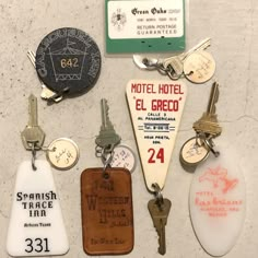 Vintage Hotel Key, Vintage Hotel Room, Yearly Vision Board, Vision Board Travel, Motel Key, 2024 Vision Board, Vintage Hotels, Key Tags, Vintage Type