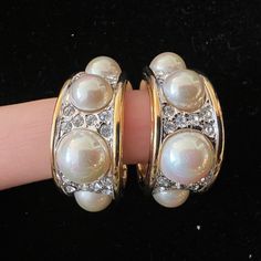 Vintage Nolan Miller Signed Gold Pearl Rhinestone Hoop Clip Earrings Excellent Estate Condition Nolan Miller Jewelry, Nolan Miller, Clip Earrings, Earrings Color, Jewelry Vintage, Gold Pearl, Clip On Earrings, Vintage Jewelry, Jewelry Earrings