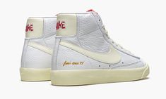 The Nike Blazer Mid ‘77 VNTG “Popcorn” is a March 2021 release of the retro basketball and lifestyle shoe dressed in a colorway inspired by old school movie theatre popcorn boxes.  In addition to its appearance on the Blazer, the “Popcorn” theme was also used by Nike on the iconic Air Force 1, another retro hoops-turned-lifestyle-shoe with a large and dedicated following.  Here, a Coconut Milk shade of tumbled leather forms the base of the shoe and a cream leather Swoosh is stitched onto either Movie Theatre Popcorn, Old School Movie, Theatre Popcorn, Popcorn Theme, Old School Movies, Movie Theater Popcorn, Popcorn Boxes, Nike Blazer Mid 77, Nike Blazer Mid