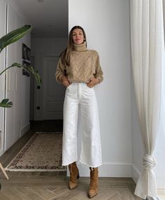 Houseparty Outfits, Outfit Botas, Weekend Mode, White Jeans Outfit, Skandinavian Fashion, Mode Casual, Winter Mode