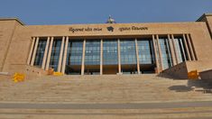 Gujarat approves the creation of Vav-Tharad district, splitting Banaskantha for better administration. New HQ in Tharad; Gujarat now has 34 districts. #scrabblnews #Gujarat #VavTharad #NewDistrict #India Government, India