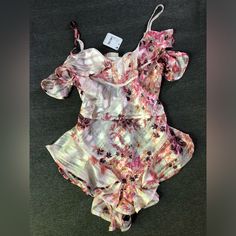 Free People Intimately Hold Me Closer Teddy Floral And Cream Size Xs New With Tags Pictures Reflect Condition Will Consider All Offers Stretch Sleepwear With Built-in Bra For Summer, Feminine Pink Swimwear With Built-in Bra, Flirty Summer Sleepwear With Built-in Bra, Pink V-neck Swimwear With Built-in Bra, Sleepwear With Built-in Bra For Vacation, Feminine Swimwear With Built-in Bra For Summer, Stretch Floral Print Sleepwear For Summer, Summer Vacation Sleepwear With Built-in Bra, Pink Stretch Sleepwear For Summer