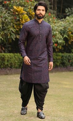 Best Top 40 Latest Pathani Kurtas for Men To Flaunt This Season: 2019 for Eid, Festivals & Weddings Stylish Kurta, Black Kurta