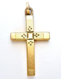 Antique Religious Jewelry - This is a gold filled etched Victorian cross pendant that is reversible and can be worn on either side. It is 1.1" (28mm) long, slightly over over .5" (15mm) wide. Antique Gold Cross Pendant Jewelry, Nickel-free Gold Crucifix Jewelry, Nickel-free Gold Cross Necklace, Engraved Brass Cross Jewelry, Gold Crucifix Jewelry For Commemoration, Gold Cross Necklace With Nickel-free Cross Pendant, Crucifix Shaped Engraved Jewelry For Commemoration, Engraved Crucifix Jewelry For Commemoration, Gold Spiritual Cross Necklace With Engraving