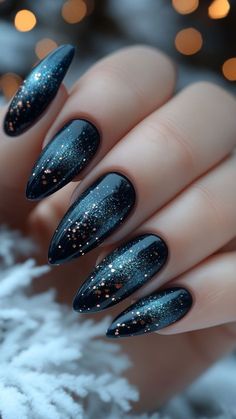 Midnight Blue Glitter Nails, Dark Blue Nails With Sparkles, Halloween Blue Nails, Navy Nails Ideas, Nail Inspo Dark Blue, Dark Blue Sparkle Nails, Dark Blue Glitter Nails, Dark Glitter Nails, Midnight Nails