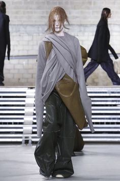 Archive Fashion Aesthetic, Rick Owens Runway, Rick Owens Menswear, The Rick, Fashion Words, Fashion Silhouette, Black Costume, Concept Clothing