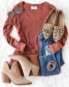 Fall 2023 Fashion Trends, Fall 2023 Fashion, Weather Today, Dressy Casual Outfits, 2023 Fashion Trends, Sweater Tunic, Fall Wear, Casual Work Outfits, 2023 Fashion