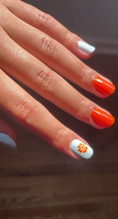 coconut girl nail inspo for summer Coconut Girl Nails, Hawaiian Nail Art, Coconut Girl Fashion, Nail Inspo For Summer, Nail Design 2023, Hawaiian Flower Nails, Hawaiian Nails, Hawaii Nails, Essie Nail Polish Colors