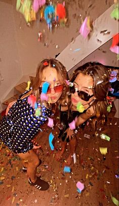 Gen Z Birthday Party, Colourful Party Aesthetic, Gen Z Party Aesthetic, Colorful Party Aesthetic, Maximalist Birthday Party, Kids Birthday Party Aesthetic, Flash Photography Aesthetic Party, Gen Z Party, Eccentric Party Night