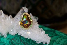 Luxury Green Multi-stone Opal Ring, Luxury Green Opal Ring For Gift, Green Opal Ring Spiritual Style, Green Opal Spiritual Ring, Unique Green Opal Gemstone Ring, Unique Cabochon Emerald Ring, Collectible, Unique Green Cabochon Opal Ring, Unique Cabochon Emerald Ring, Branch Ring