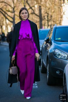 Giorgia Tordini by STYLEDUMONDE Street Style Fashion Photography Mode Monochrome, Fall Fashion Colors, Elite Fashion, Giovanna Battaglia, Anna Dello Russo, Color Trends Fashion, Street Style 2017