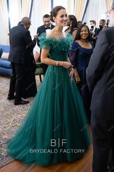 Emerald Green Ball Gown, Green Ball Gown, State Dinner, Pageant Wear, Full Tulle Skirt, Royal Green, Princess Catherine, Family Fashion, Dinner Dress