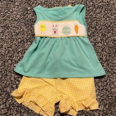 3/6 Month Easter Outfit 2pc. Brand New Boutique Set. Never Worn- New Without Tag. Perfect Outfit For First Easter! Reindeer Outfit, Baby Halloween Outfits, Puma Outfit, Sweats Outfit, Joggers Outfit, Girls Fall Outfits, Wool Clothing, Jogging Suit, Easter Outfit