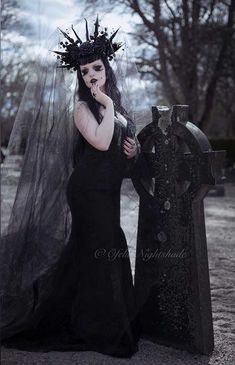 Black Gothic Lace Appliqued Sexy Mermaid Wedding Dress #weddingdress#gothicweddingdress#mermaidweddingdress#blackgothicweddingdress Queen Photoshoot, Gothic Era, Neon Prom Dresses, Dark Fairytale, Dark Queen, Funny Dresses, Halloween Witches