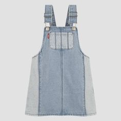 Is there anything better for warm weather than the Levi's® Jumper Dress? It's made of classic denim fabric and features a blocked design for an original look and true Levi's® style. Girls Denim Dress, Denim Jumper Dress, Denim Jumper, Knit Tank Dress, Sewing Patterns Girls, Long Sleeve Knit Dress, Ruffle Long Sleeve, Ribbed Dresses, Girls Denim