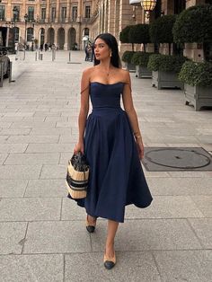 Looks Hip Hop, Dresses Navy Blue, Holiday Dresses Women, Dress Slim, Elegant Dresses For Women, Navy Midi Dress, Holiday Dress, Blue Midi Dress, Navy Blue Dresses