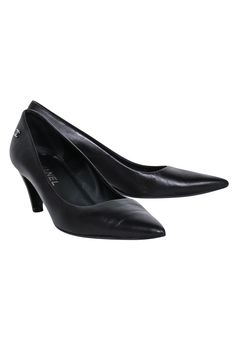 Step into style with these classic black leather pumps from Chanel! Featuring a pointed-toe heel, these pumps will elevate any office look. Pair them with a sheath dress and trench coat for a fall work wardrobe staple that will take you from the boardroom to happy hour. Size 8.5 (IT 38.5) Made in Italy 100% Leather Leather lining and sole Pointed toe Logo side detail Comes w/ dust bags Heel height 2.5" Luxury Kitten Heels For Work, Chic Formal Heels For Fall, Chic Fall Formal Heels, Chic Business Court Shoes With 4-inch Heel, Chic Low Heel Heels For Workwear, Chic Low Heel Heels For Work, Fall Medium Width Court Shoes For Work, Fall Workwear Court Shoes Medium Width, Chic Fitted Kitten Heels For Office