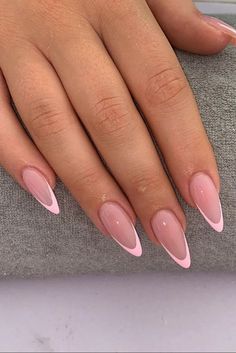 Pink French Nails, Kutek Disney, Unghie Sfumate, Cute Simple Nails, Vibrant Nails, Almond Acrylic Nails, Pink Nail