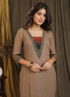 Sambalpuri Kurti Designs Latest, Sambalpuri Kurta Designs, New Latest Kurti Design, Kurta Neck Design Latest, Plain Kurti Designs, Latest Designer Kurtis, Latest Kurti Designs, Designer Kurtis Online