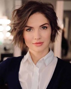 Layered Bobs For Thick Hair, 23 Haircut, Short Shaggy Haircuts, Short Choppy Haircuts, Choppy Haircuts