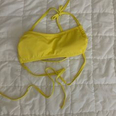 Never Worn Exhilaration Brand From Target Adjustable Straps Halter Top For Swimming In Spring, Yellow Fitted Strappy Swimwear, Fitted Yellow Strappy Swimwear, Fitted Yellow Swimwear With Tie Back, Fitted Yellow Tie-back Swimwear, Summer Pool Swimwear From Target, Summer Pool Swimwear By Target, Yellow Seamless Swimwear For Spring, Spring Seamless Halter Top For Poolside