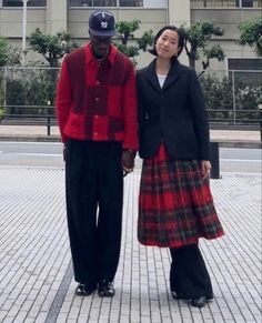 Streetwear Couple, Couple Matching Outfits, Womens Pleated Skirt, Couple Fits, Couple Style, Plaid Outfits, Couple Matching, My Girlfriend, Comfy Fashion