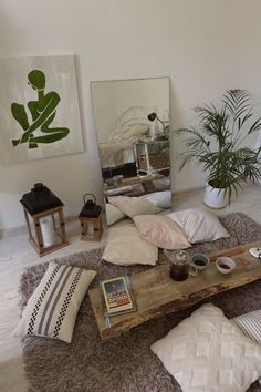 Tea Area In Bedroom, Healing Room Aesthetic, Tarot Room Aesthetic, How To Connect With Nature, Healing Spaces Interior, Meditation Room Aesthetic, Healing Aesthetic Photography, Chabudai Table, Crystal Corner