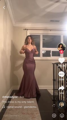 Prom Dresses With Brown Hair, Prom Dress Flat Chest, Prom Dresses Hip Dips, Prom Curvy Dress, Tight Fitted Dresses Long, Prom Dress Bodycon, Prom Dresses For Curvy Figures, Prom Dress For Broad Shoulders, Prom Dress Curvy