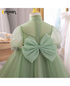 Buy green tulle super cute tutus girls party dress with bling sequins high quality at affordable price online. Free shipping and pro custom service since 2009. Birthday Frocks, Princess Party Dress, Sage Green Dress, Green Tulle, Green Gown, Summer Green, Kids Designer Dresses, Dress Princess