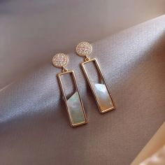 Rectangular Earrings Female High-Quality Earrings 2020 New Fashion Earrings Exquisite Elegant New Fashion Earrings, Rectangular Earrings, Pearl Drop Earrings Gold, Vintage Gold Earrings, Female Jewelry, Vintage Clip Earrings, Earring Trends, Opal Earrings Stud, Opal Studs