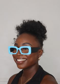 These sunglasses have a rectangle-shaped lens with a thick black trim and a Blue color, providing a stylish and trendy look. Basic Shoes, Black Trim, Top Dress, Sunnies, Topshop, Blue Color, Trim, Sunglasses, Dresses