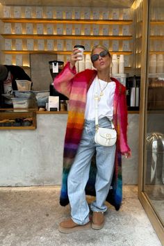 Colorful Fashion Style, Uggs Outfit Ideas, Brunch Outfit Winter, Knitwear Outfit, Happy Fun, Brunch Outfit