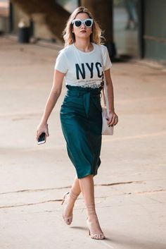 Style A Graphic Tee, Teal Outfits, Teal Skirt, Graphic Tee Outfits, Outfit Trends, Cool Graphic Tees, Tshirt Outfits, Lace Bodysuit, Mode Inspiration