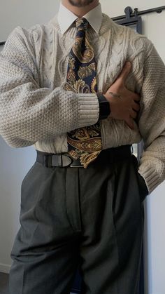 Men’s 60s Outfit Ideas, Winter Gilet Outfit, Writer Aesthetic Outfit Men, Elegant Male Fashion, Men’s Formal Outfits, Cozy Aesthetic Outfits Men, Male Clothing Styles Casual, History Professor Outfit, Vintage Outfits Autumn