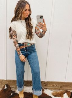 Western Inspired Outfits, Nfr Outfits, Throwing Fits, Nashville Outfits, Western Style Outfits