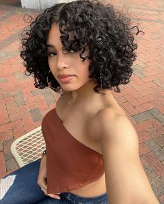 Natural Curly Hair Cuts, Mixed Curly Hair, Curly Hair Photos, Short Curly Haircuts, Haircuts For Curly Hair, Hairdos For Curly Hair, Curly Hair Inspiration, Curly Girl Hairstyles, Curly Hair Tips