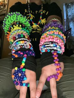 Arielle Core, Kandi Tutorial, Scene Goth, Kandi Kid, Kandi Ideas, South Park Funny, Scene Outfits, Kandi Bracelets, Alternative Style