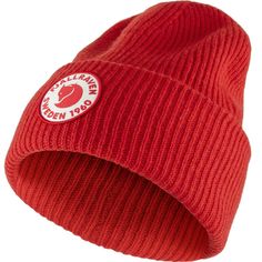 We warm our heads in winter weather with the wool 1960 Logo Hat from Fjallraven. Its durably soft wool material is knitted with two layers for greater warmth. And of course, Fjallraven topped it off with their iconic logo for an enhanced look with any outfit.