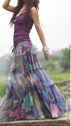 maybe a little shorter...like mid calf Stile Hippie Chic, Sukienki Maksi, Look Hippie Chic, Pleated Chiffon Skirt, Hippie Stil, Boho Styl, Mode Hippie, Estilo Hippie, Stil Boho