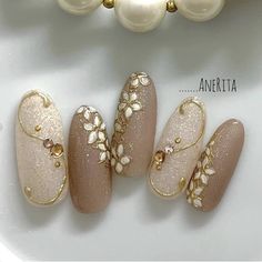 Wedding Nails Gold, Gold Wedding Nails, Diy Rhinestone Nails, Nails Yellow, Vintage Nails, Beauty Nails Design